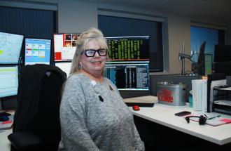 Image of United employee in system ops